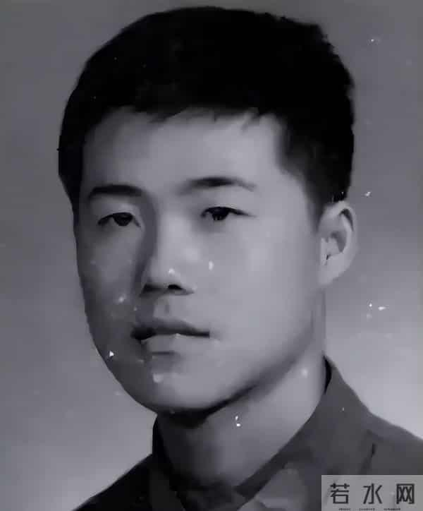 他放弃亿万资产抛弃糟糠之妻，娶30岁女星，现却成人生赢家