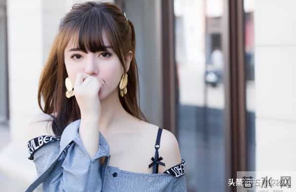 她是隐藏最深的富婆,童颜巨乳躺赚上亿,21岁打败王菲却主动过气