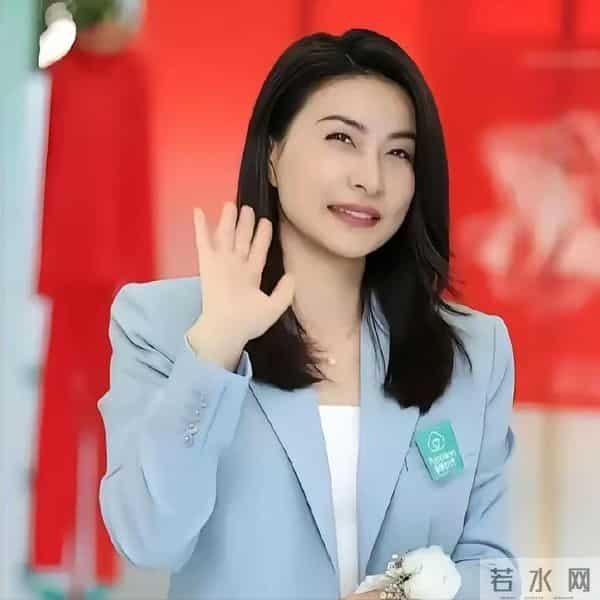 44岁郭晶晶再传喜讯!官媒发文,新身份曝光,霍震霆当年说的没错