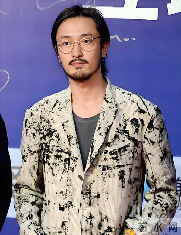 白百何公开回应内涵谁，开撕新片导演和制片人，王传君被骂太冤枉