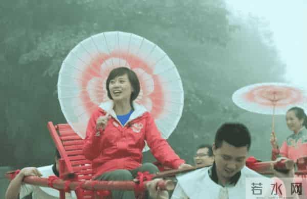 是金子就会发光,央视主持人李七月的现状,给同事们上了一课