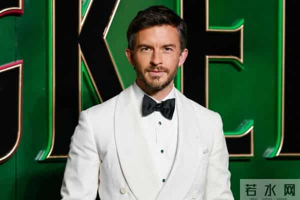 年度“最性感男人”出炉，他还获评《时代》Next 100新锐艺术家