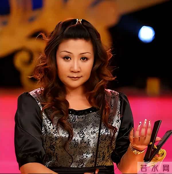 曹云金沉冤昭雪,背后仍有玄机,王惠为什么给徒弟们下跪?