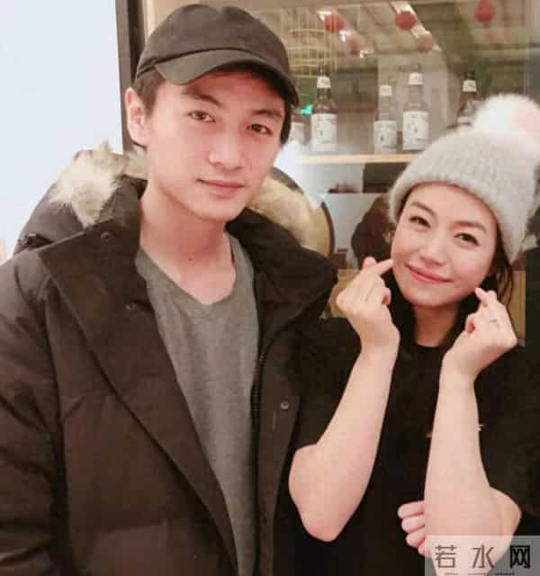 离婚仅9月，陈妍希与陈晓过上了不同的生活，双方都十分开心