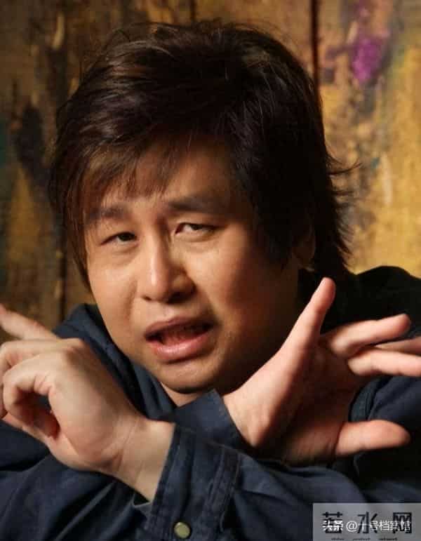 央媒三问直扎人心！“连滚带爬”的郑智化清空微博，这一次他走了