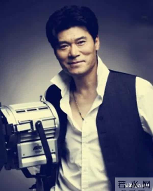 65岁演员赵恒煊现状：仍坚持拍戏，婚姻幸福，感谢妻子早年资助