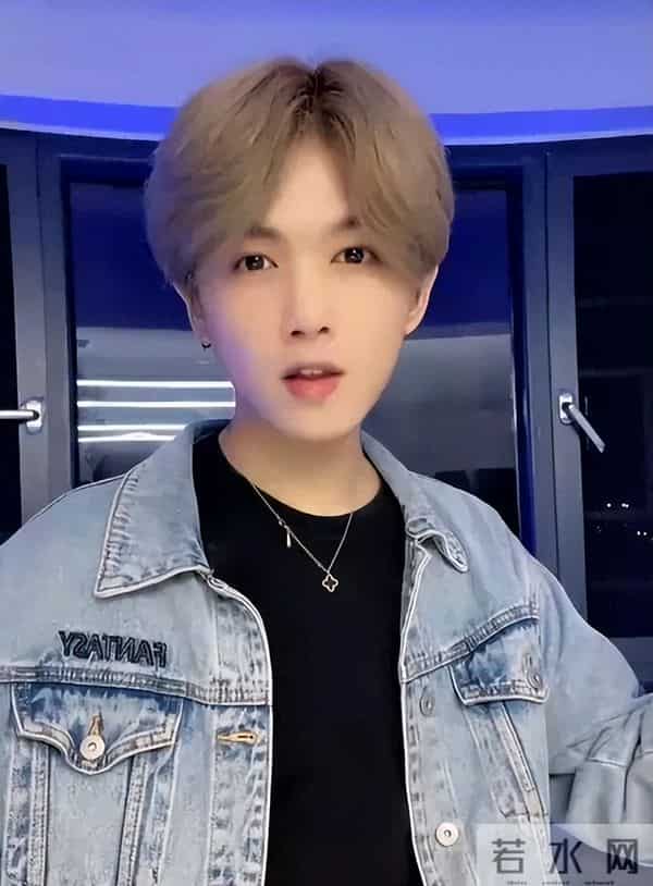 鹿哈官宣领证不到24小时，令人担心的事接连发生，岳云鹏没说错