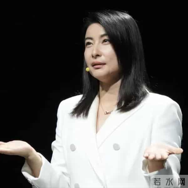 44岁郭晶晶再传喜讯!官媒发文,新身份曝光,霍震霆当年说的没错