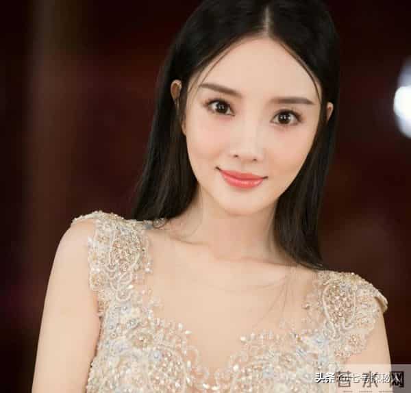 “红杏出墙”！这5位给老公戴帽子的女星，简直堪比现代版潘金莲