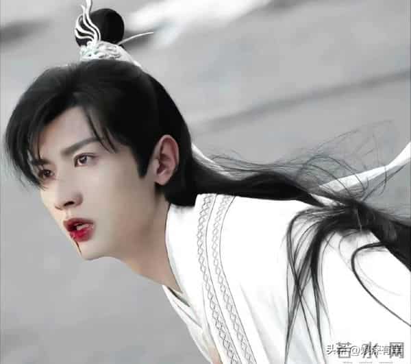 从万人捧到万人嫌,如今35岁的成毅,证明刘亦菲的话含金量还在升