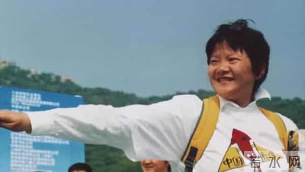 64岁独居百亩老房子 真名媛甩出陈凯歌30年距离 她的人生怎么这么野