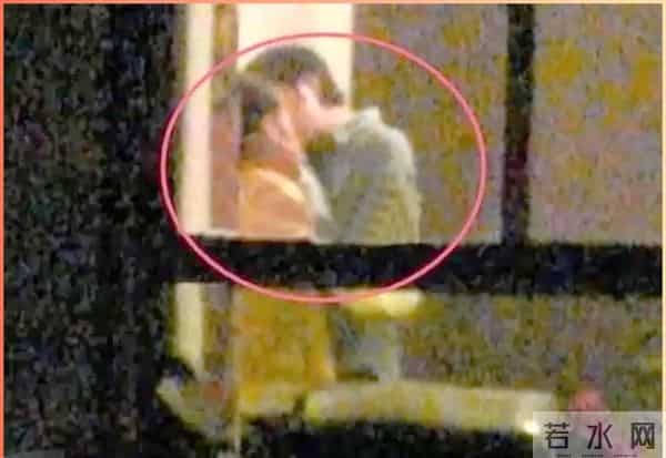 “红杏出墙”!这3位给老公戴帽子的女星,简直堪比现代潘金莲