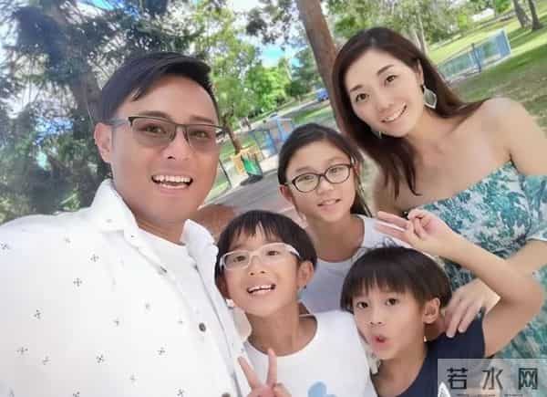 香港知名男星宣布复出,两度退出娱乐圈,举家移民澳洲失败