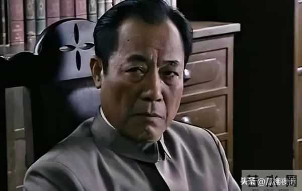 他是内娱的一股清流,结婚47年零绯闻,为妻子息影12年,61岁走红