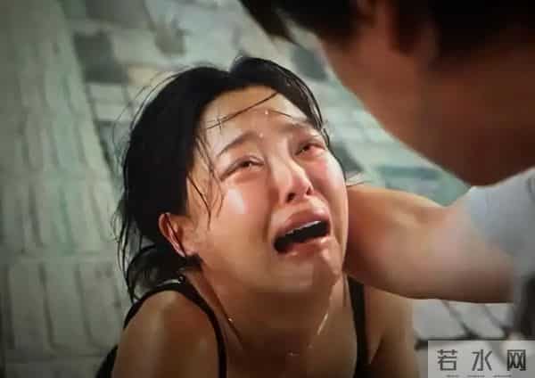 辛芷蕾不忍了！疑似6连问回击郝蕾，顺手替王传君出了口“恶气”