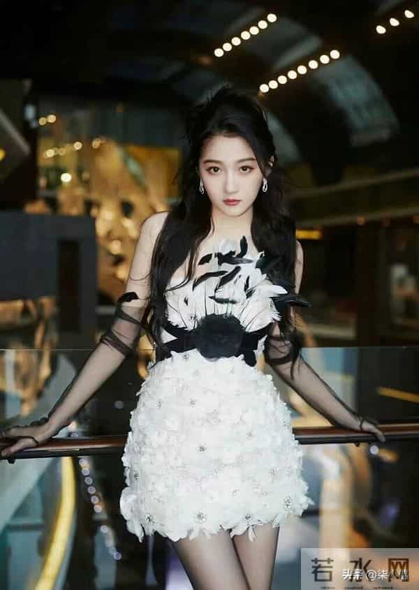 关晓彤|这逆天的大长腿