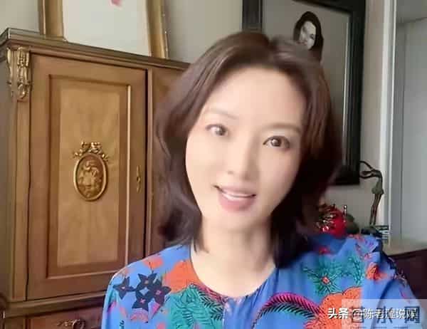 “央视最惨女主持”，俩富豪前任全判死刑？生图脸僵的她近况如何