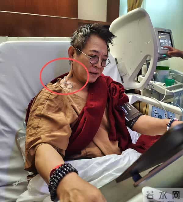 李连杰脱光上衣自证清白后,有网红提出质疑,吃的什么神丹妙药?