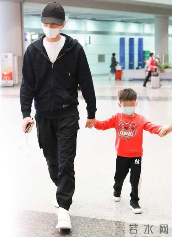 离婚仅9月,陈妍希与陈晓过上了不同的生活,双方都十分开心