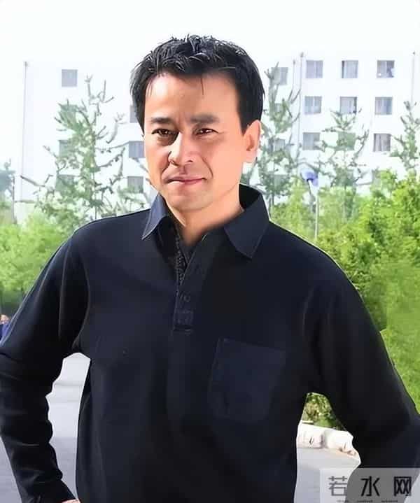 演员罗钢:娶小23岁郝蕾,助娇妻战胜家族遗传病,48岁喜得一子!