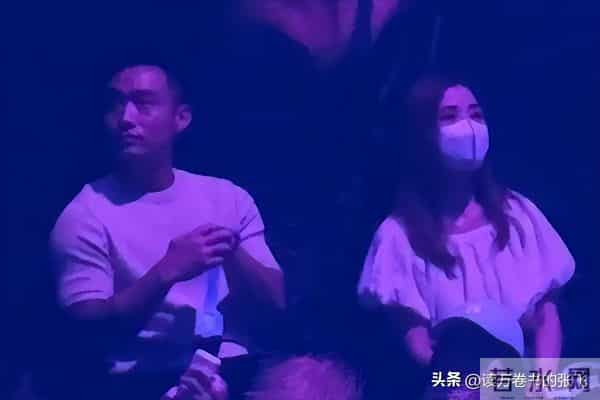 恭喜！香港知名女星蔡卓妍迎来新恋情，和小10岁健身教练正在热恋