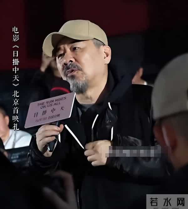 辛芷蕾新片首映礼,张颂文肿又油,蒋勤勤惊艳,高叶咋瘦的皮包骨