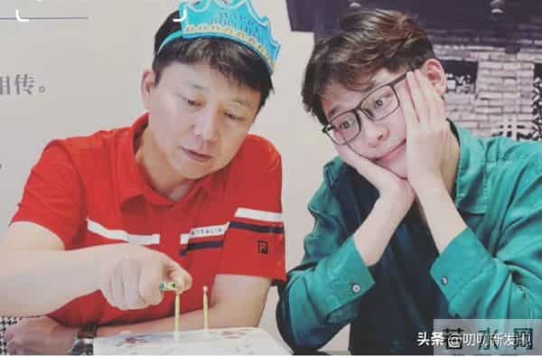 娱乐圈非常低调的11对父子，知道的人不多，你知道几对？