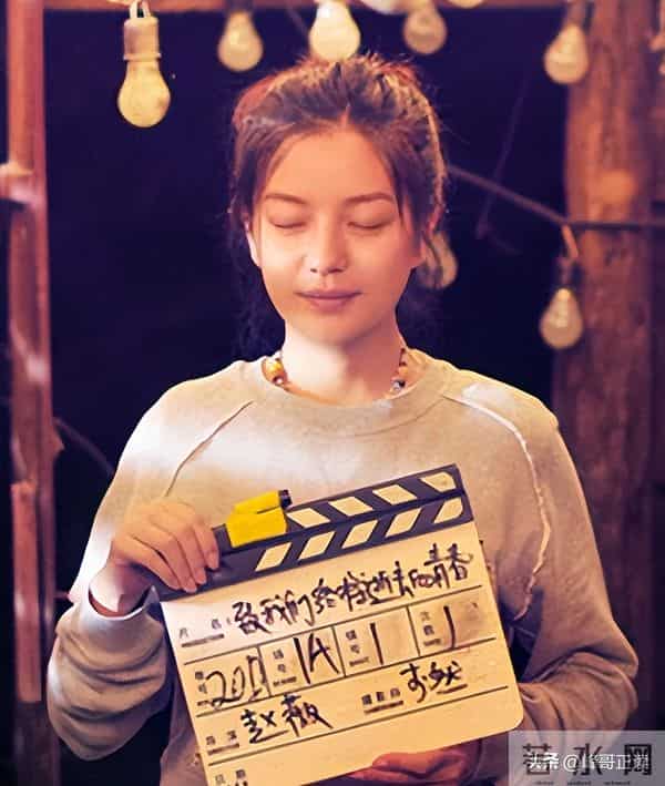 翻身无望!49岁赵薇近况再曝,胃癌传闻真相大白,善恶终有报