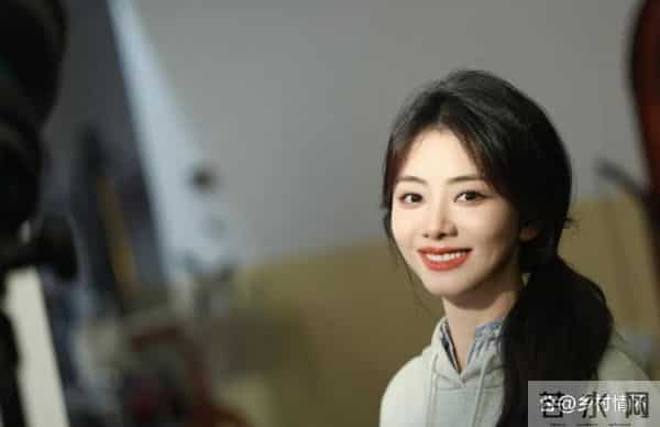 央视首播！谭松韵、董晴、高至霆、王劲松领衔主演，《最好的我们》原班人马