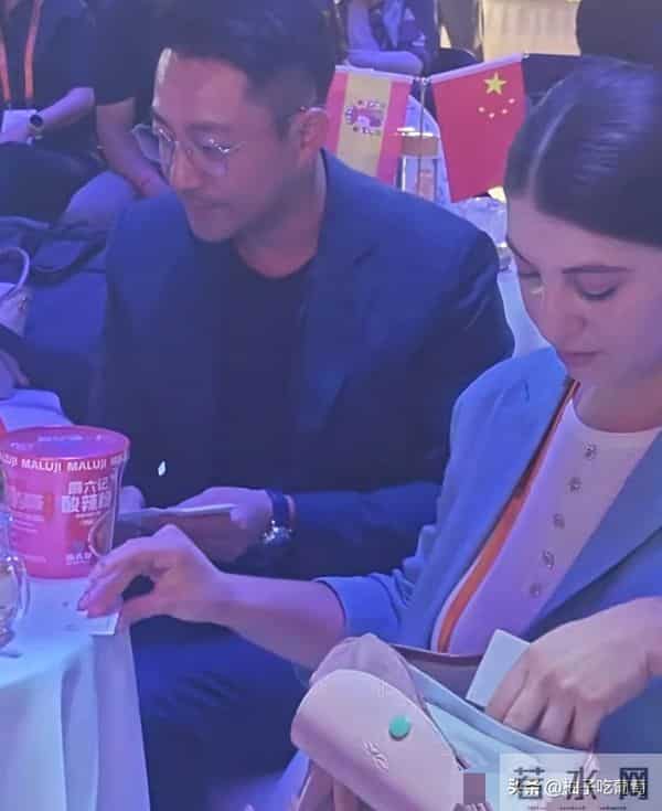 汪小菲回京零预热！重庆行程藏满秘密，马筱梅直播仅两千人！