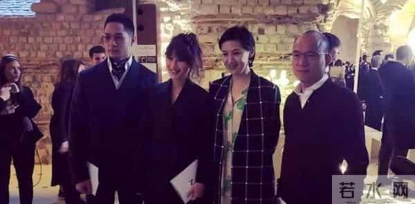 她是金牌美女主持，嫁上海首富生3个孩子，54岁看着像34岁好年轻