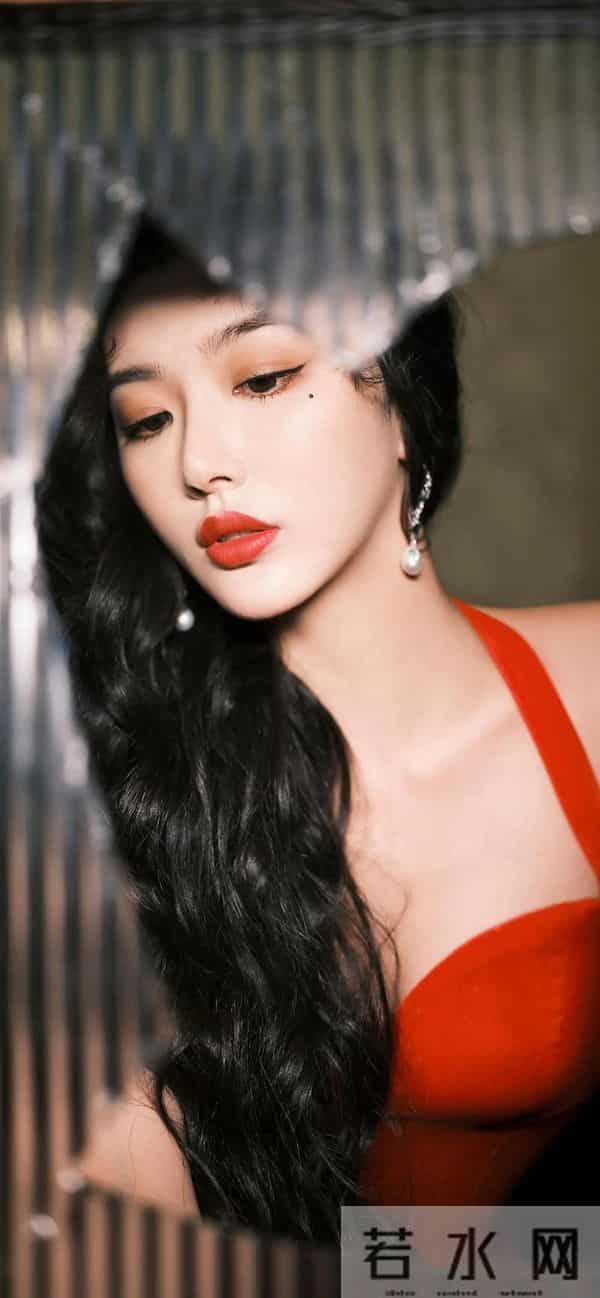 孔雪儿——粉嫩娇俏女神