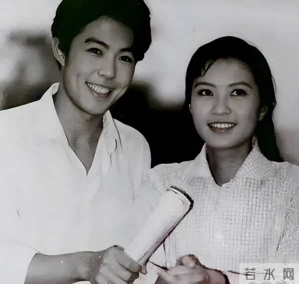 恋爱脑下场是真惨!从春晚主持人到养不起孩子的妇女,她咎由自取