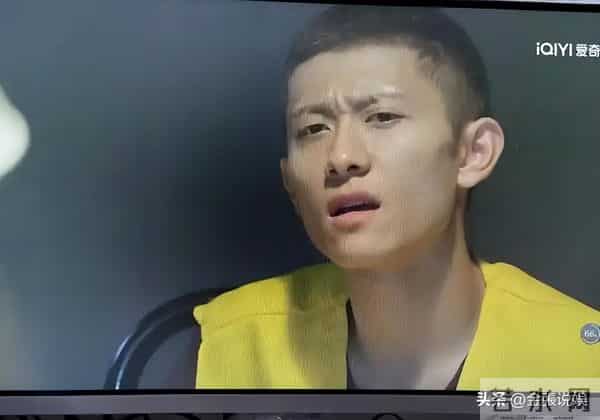 被"发腮"的张一山惊艳,33岁终于长开,网友:杨紫得避嫌了