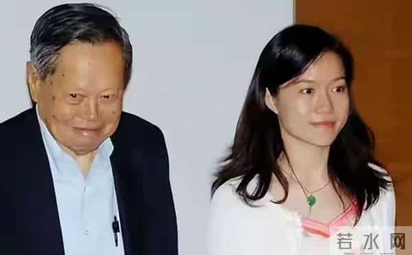 杨振宁远行，翁帆同窗忆：21年婚姻，真相比遗产争议暖