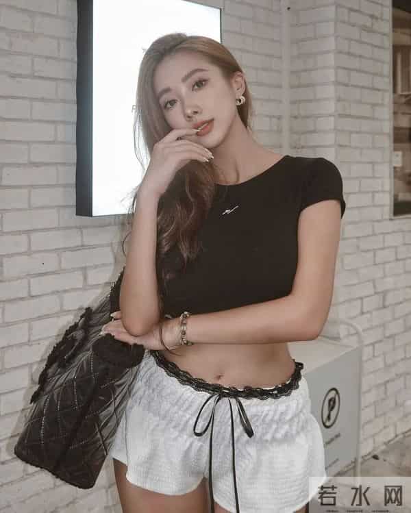 台妹!还得是台妹!极致腰臀比!这身材,太离谱了!