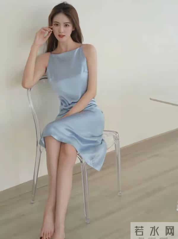 李丹儿光脚丫妆造精选