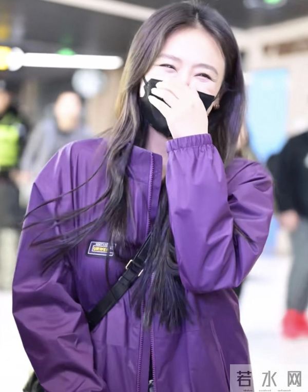 马思纯穿紫色好惊艳,太吸睛了!