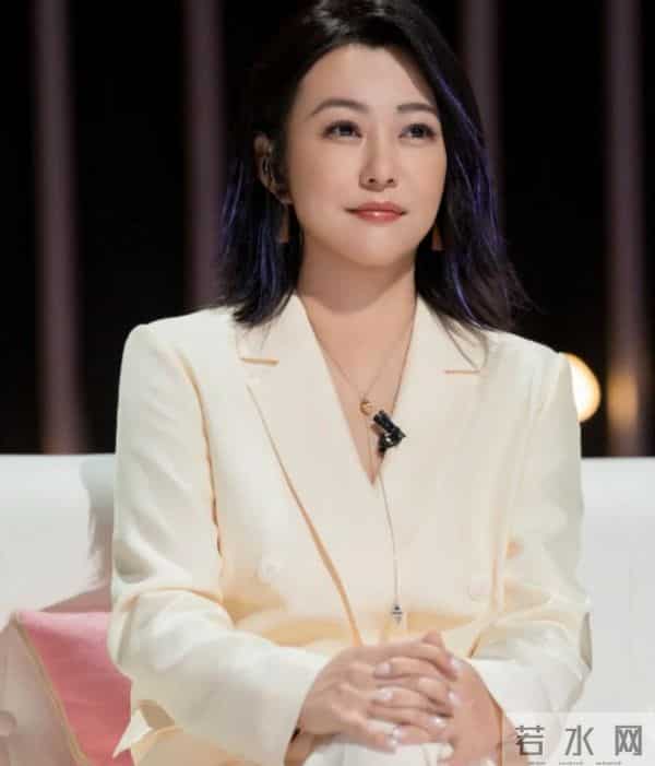 郝蕾破防发朋友圈嘲讽?辛芷蕾正面硬刚,李光洁当年还是太体面了