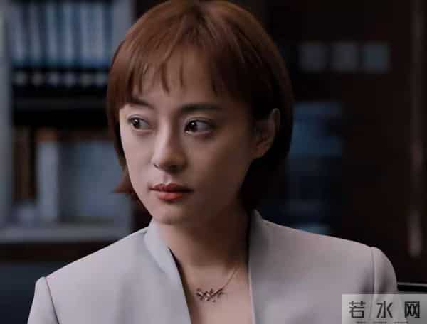 被长发的孙俪惊艳,凶相变福相,减龄像25岁少女,邓超有福了