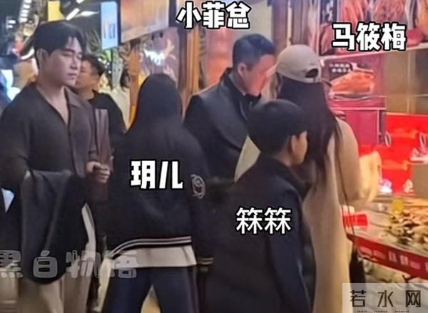 马筱梅妈妈陪着小玥儿爬山，被偶遇了，网友称：对孩子照顾特别好