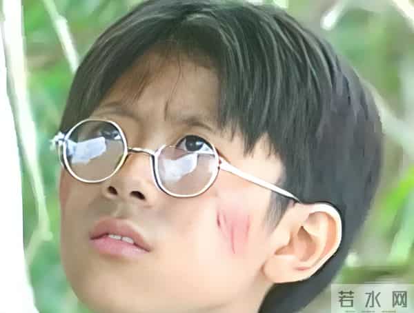 面相变了？33岁张一山终于长开了，杨紫要“避嫌”了