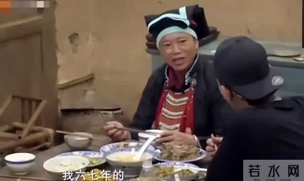 75岁刘晓庆参加综艺节目就闹了个大乌龙，气氛顿时尬住了！