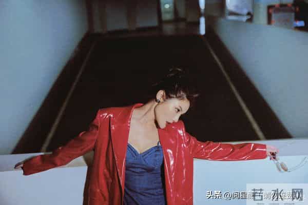 徐冬冬 大嫂美起来很上头 红裙倩影 化身温柔萌妹