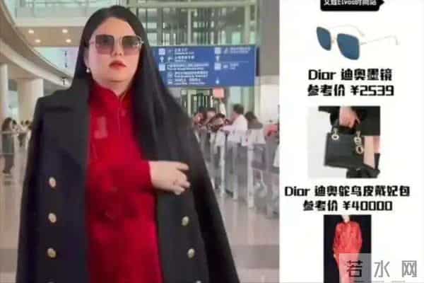 李湘不说话发旧照,网友吵翻天,富人沉默比骂人更狠