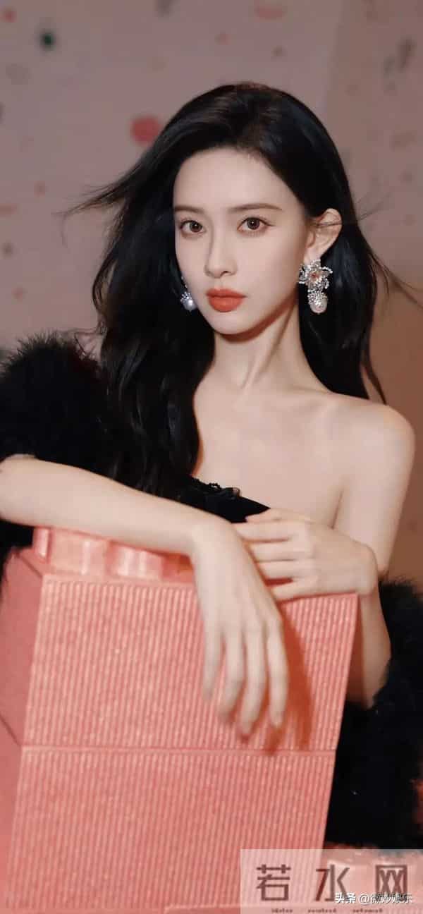 黑裙·红唇·冰淇淋|孟子义,高清壁纸大放送