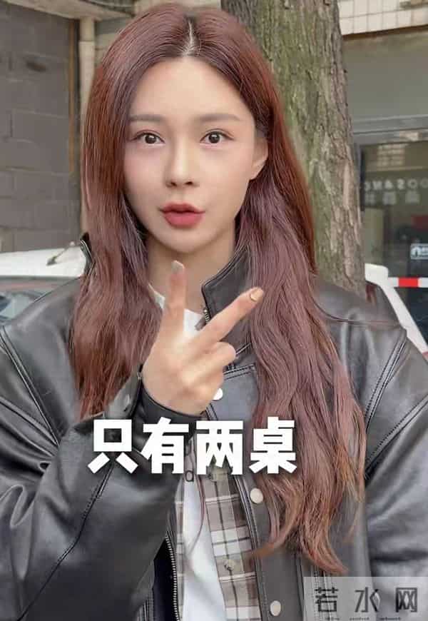 沈梦辰私密饭局曝光！亲手为汪涵盛汤，51岁涵哥胡子花白惊呆网友