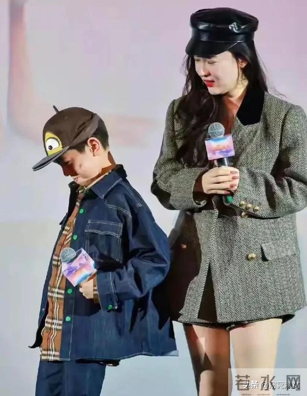 霍思燕带儿子出席活动，嗯哼凸嘴龅牙变化大，网友称是腺样体面容