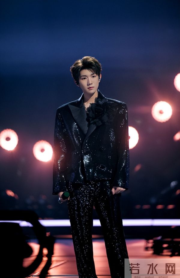 一场生日，戳穿25岁王源江湖地位，易烊千玺确实一个字都没说错