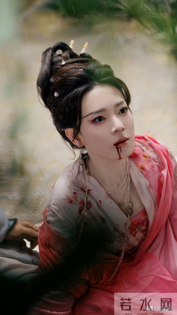 陈瑶这古装造型直接美到我心坎里！